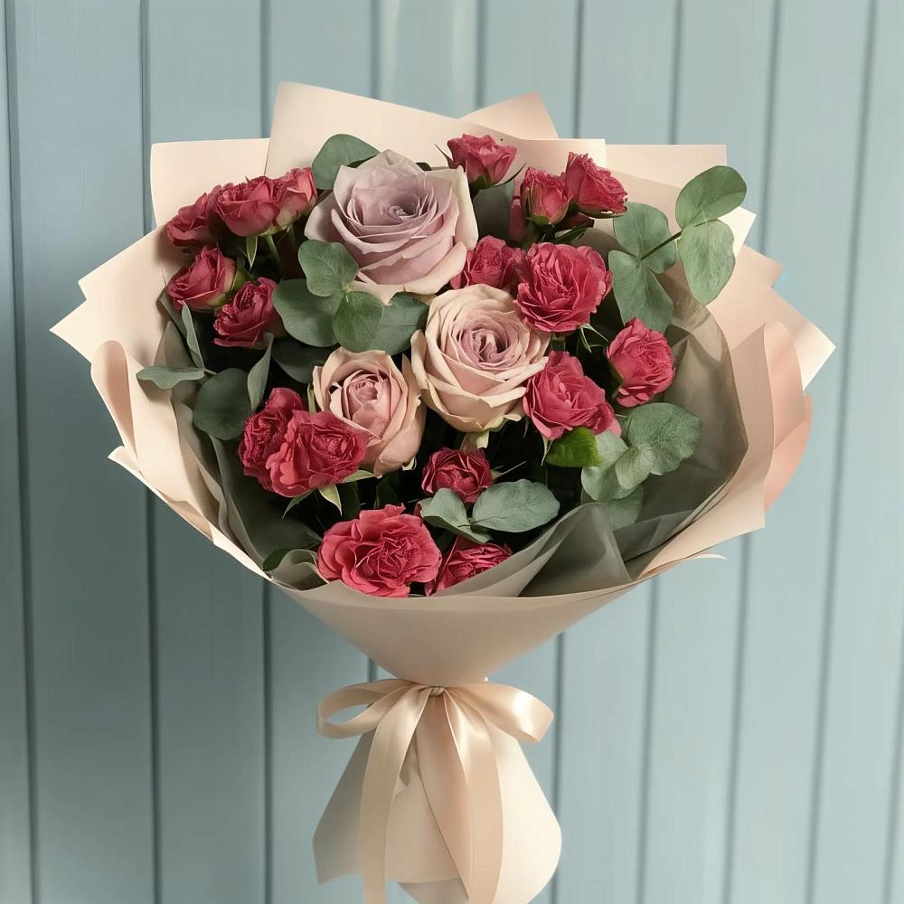 Букет цветов из: Гвоздики и Розы в Крестцах