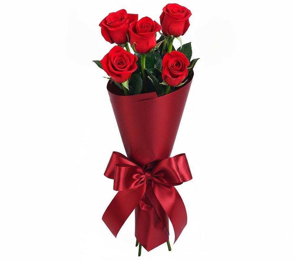 Букет 5 Красных роз Эдлесс Лав в Крестцах