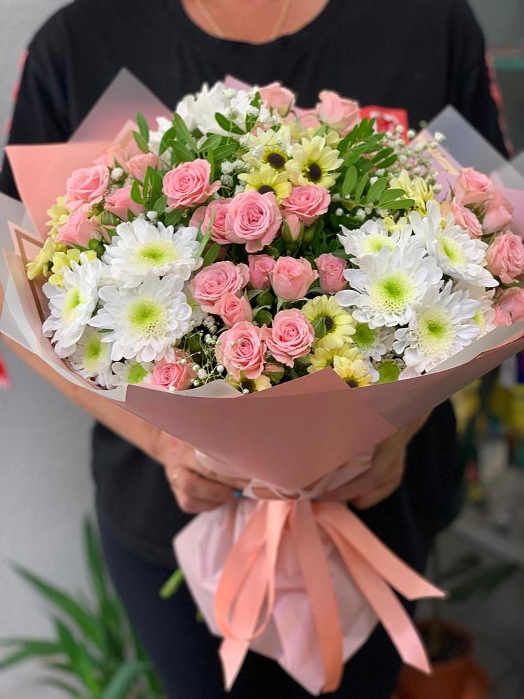 Букет цветов из: Розы и Хризантемы в Крестцах