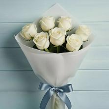 7 Белых роз Эдлесс Лав в Крестцах Букет 7 Белых роз Эдлесс Лав в Крестцах
