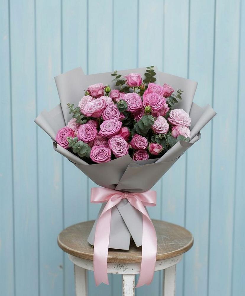 Букет цветов из: Розы в Крестцах