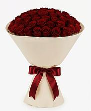Букет 101 Бордовая роза Блэк Бакарра в Крестцах