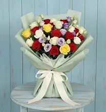 Букет цветов из:  Розы #REPLACE_PRED# Крестцах