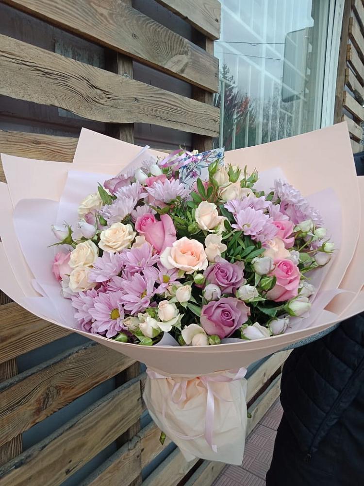 Букет цветов из: Розы и Хризантемы в Крестцах