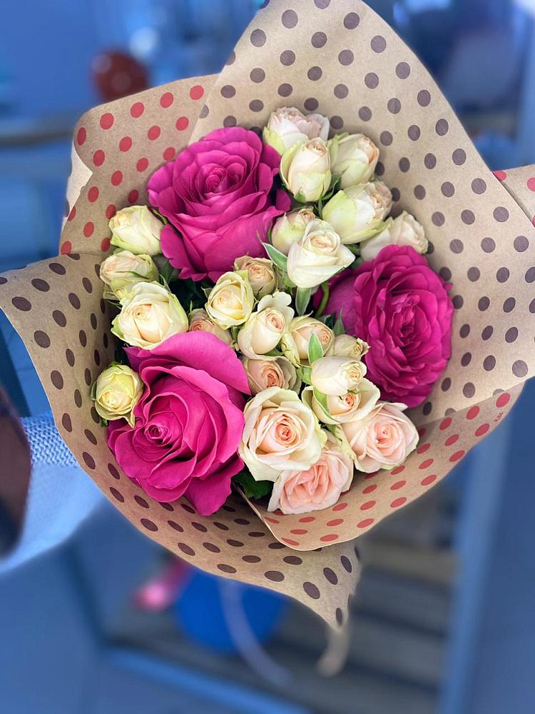 Букет цветов из: Розы в Крестцах