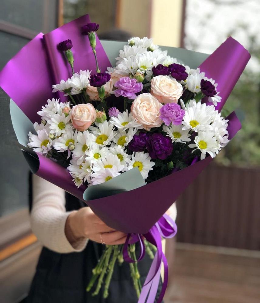 Букет цветов из: Хризантемы, Гвоздики и Розы в Крестцах