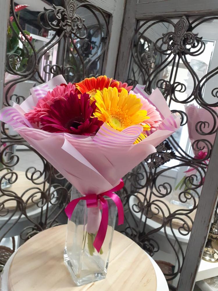 Букет цветов из: Герберы в Крестцах