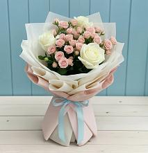 Букет цветов из:  Розы в Крестцах