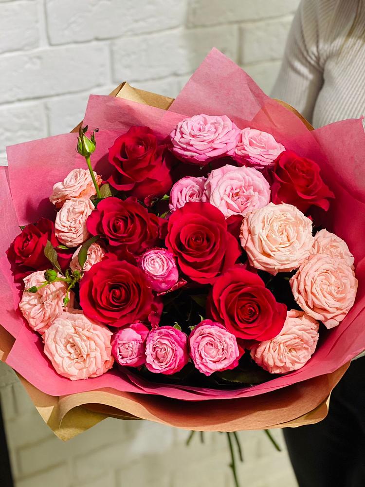 Букет цветов из: Розы в Крестцах