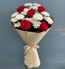 Букет цветов из:  Розы и Хризантемы в Крестцах