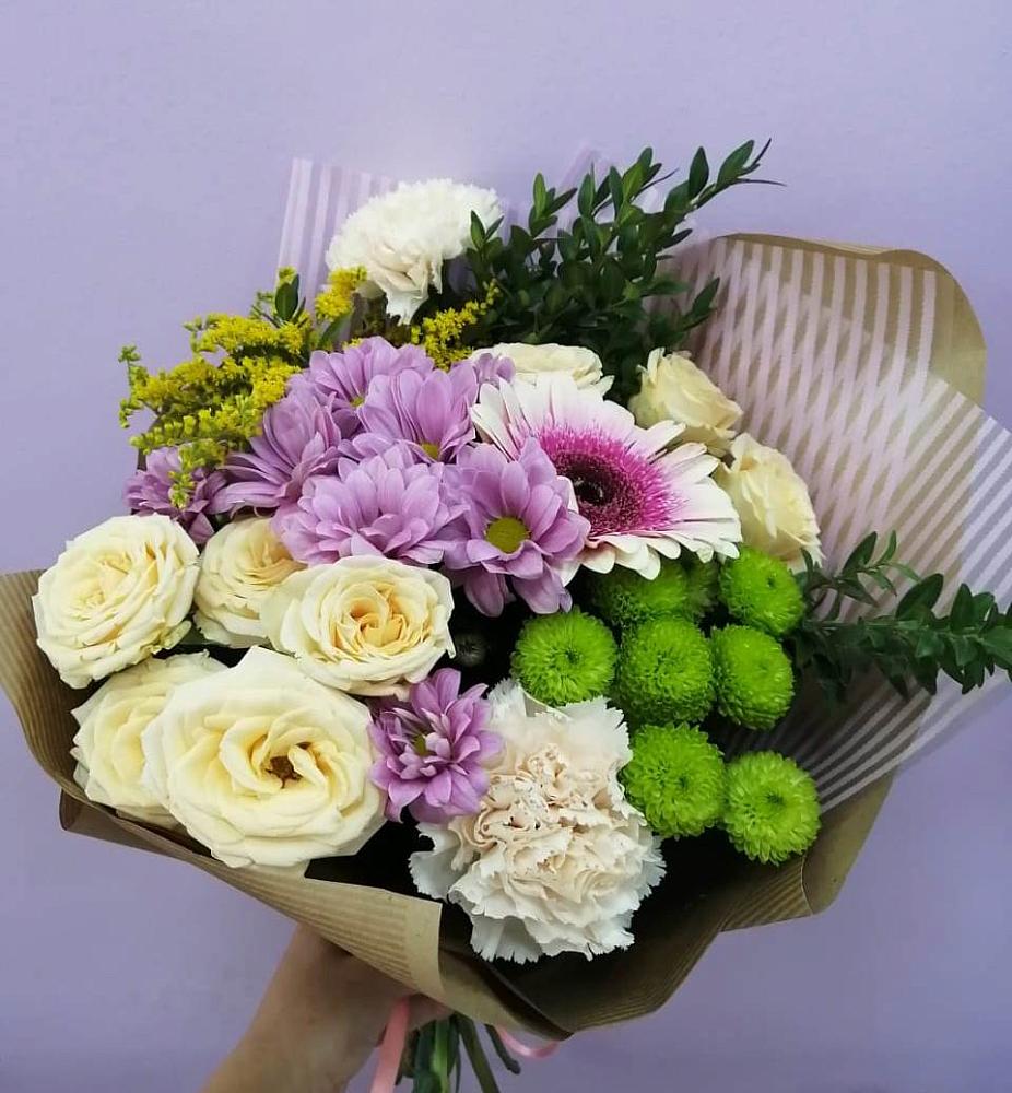 Букет цветов из: Хризантемы, Розы, Гвоздики и Герберы в Крестцах