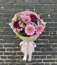 Букет цветов из:  Герберы и Хризантемы в Крестцах