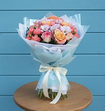 Букет цветов из:  Хризантемы и Розы в Крестцах