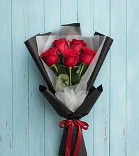 Букет в ритме города в Крестцах Букет цветов из:  Розы в Крестцах