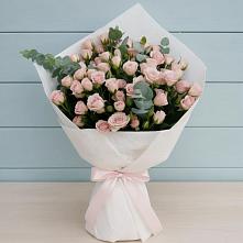 Букет цветов из:  Розы в Крестцах