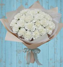 Букет цветов из:  Гвоздики в Крестцах