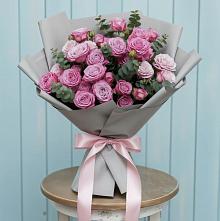 Букет цветов из:  Розы в Крестцах